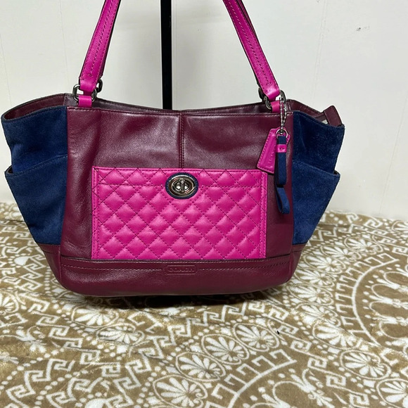 COACH 24693 Park Quilted Color Block CARRIE Leather Pink Blue Suede Purse - Picture 1 of 12